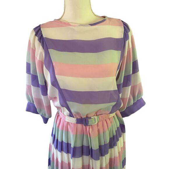 VINTAGE 1980'S Mannitte Belted Dress with Balloon Flouncy Sleeve Belted Waist - Picture 4 of 6